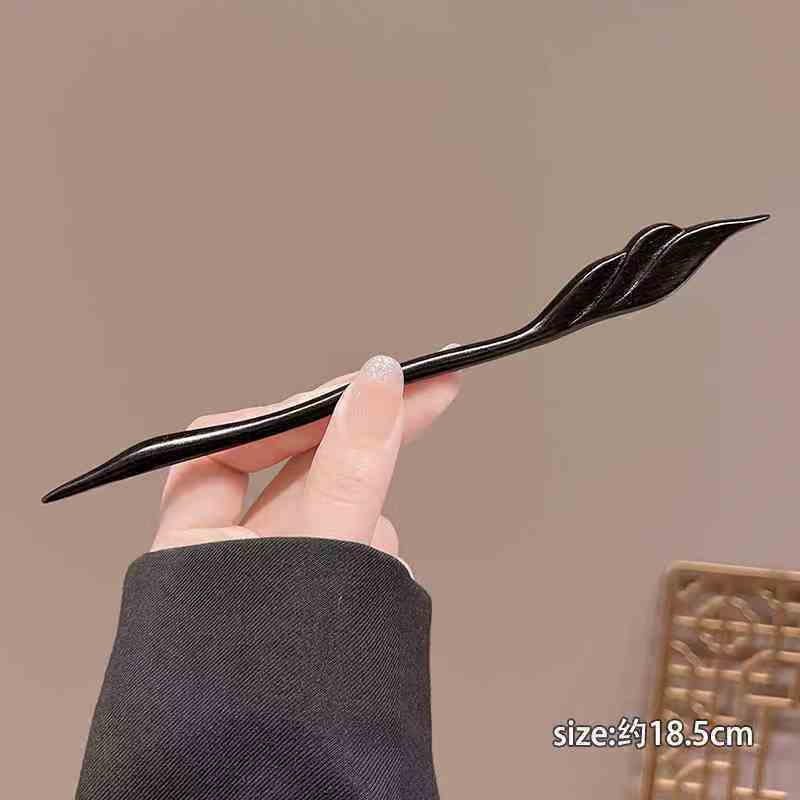 Wooden Hairp Exquisite Carving - Travel Accessories New reseña y precio